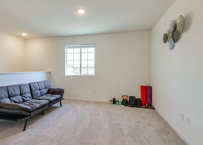 Spacious Family Home In Stockton - Pets Welcome!